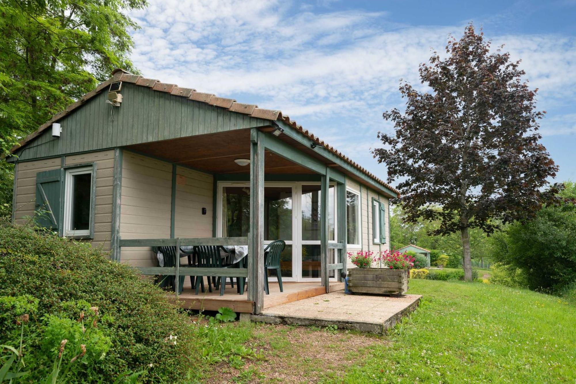 Camping Le Mont Libre - Cottage & Espace Nature - Gannat Exterior foto